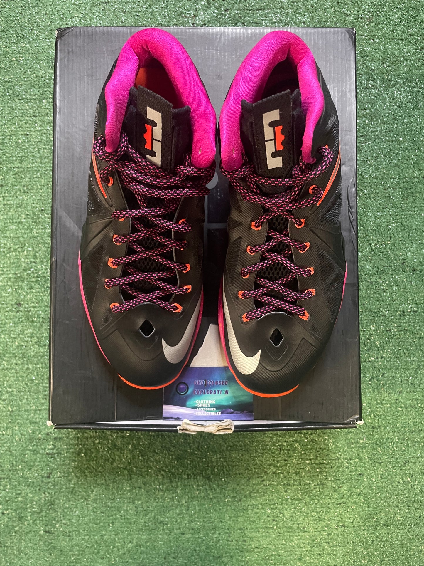 Nike LeBron X 10 Floridan size 10men/11.5women