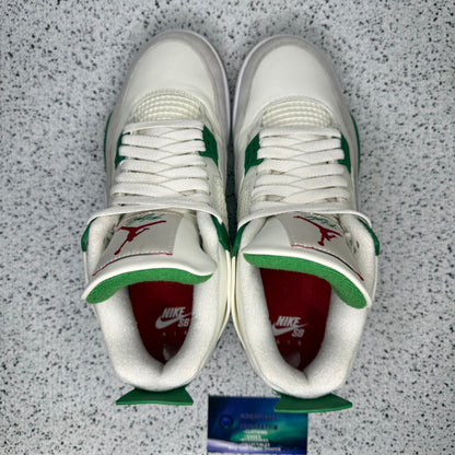 Jordan 4 SB Pine Green 8 Men “Preowned”