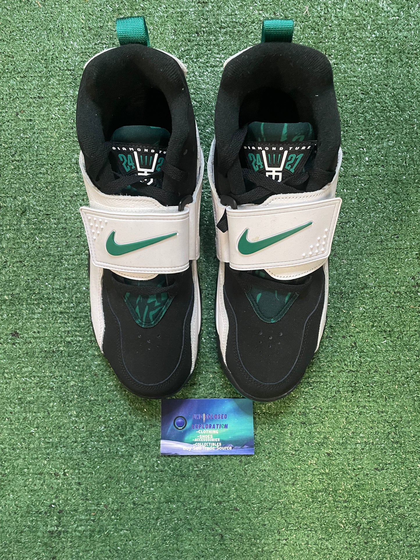Nike air diamond turf emerald
