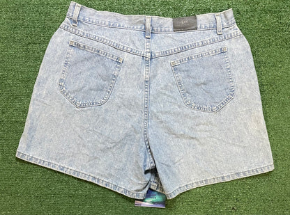 Vintage Lee light wash Jean shorts