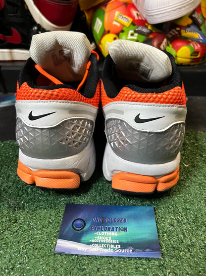 Nike Vomero 5 total orange size 10.5men/12women