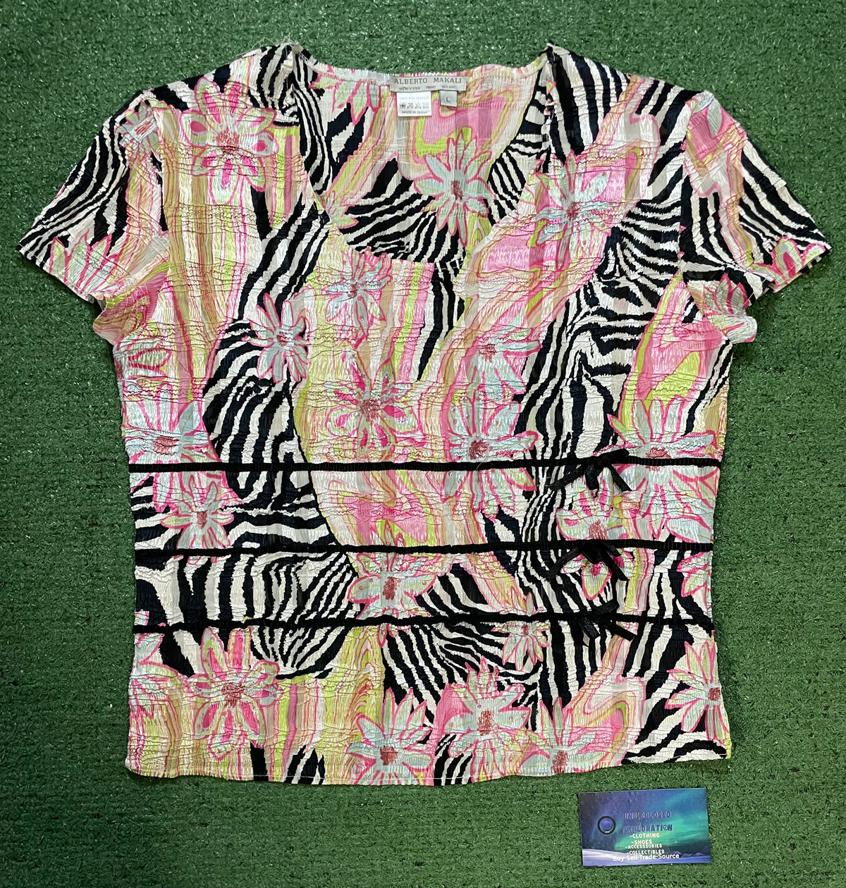 Alberto Makali V-neck mixed print top