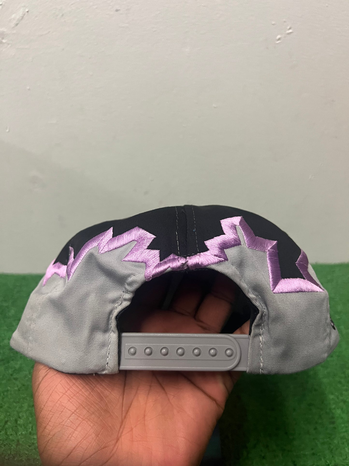 Vintage 1990s Harley Davidson shockwave purple hat