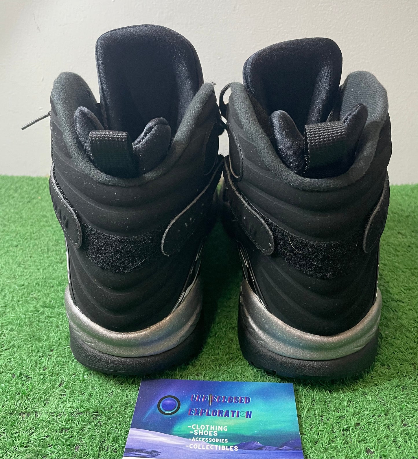 Jordan 8 Chrome 2015 size 11men/12.5women