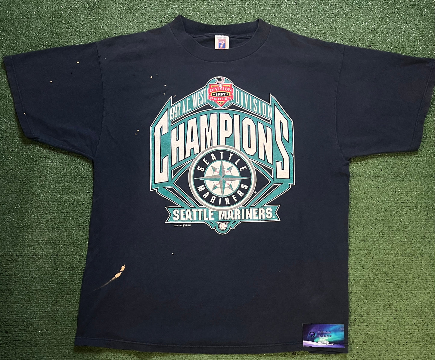 Vintage 1997 west division champions Seattle Mariners tee
