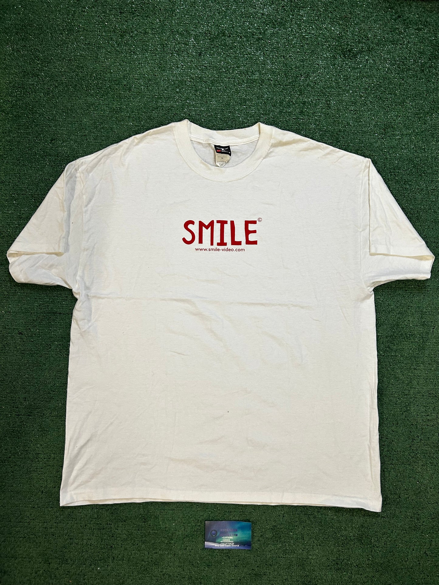 Vintage 1990s smile movie  tee