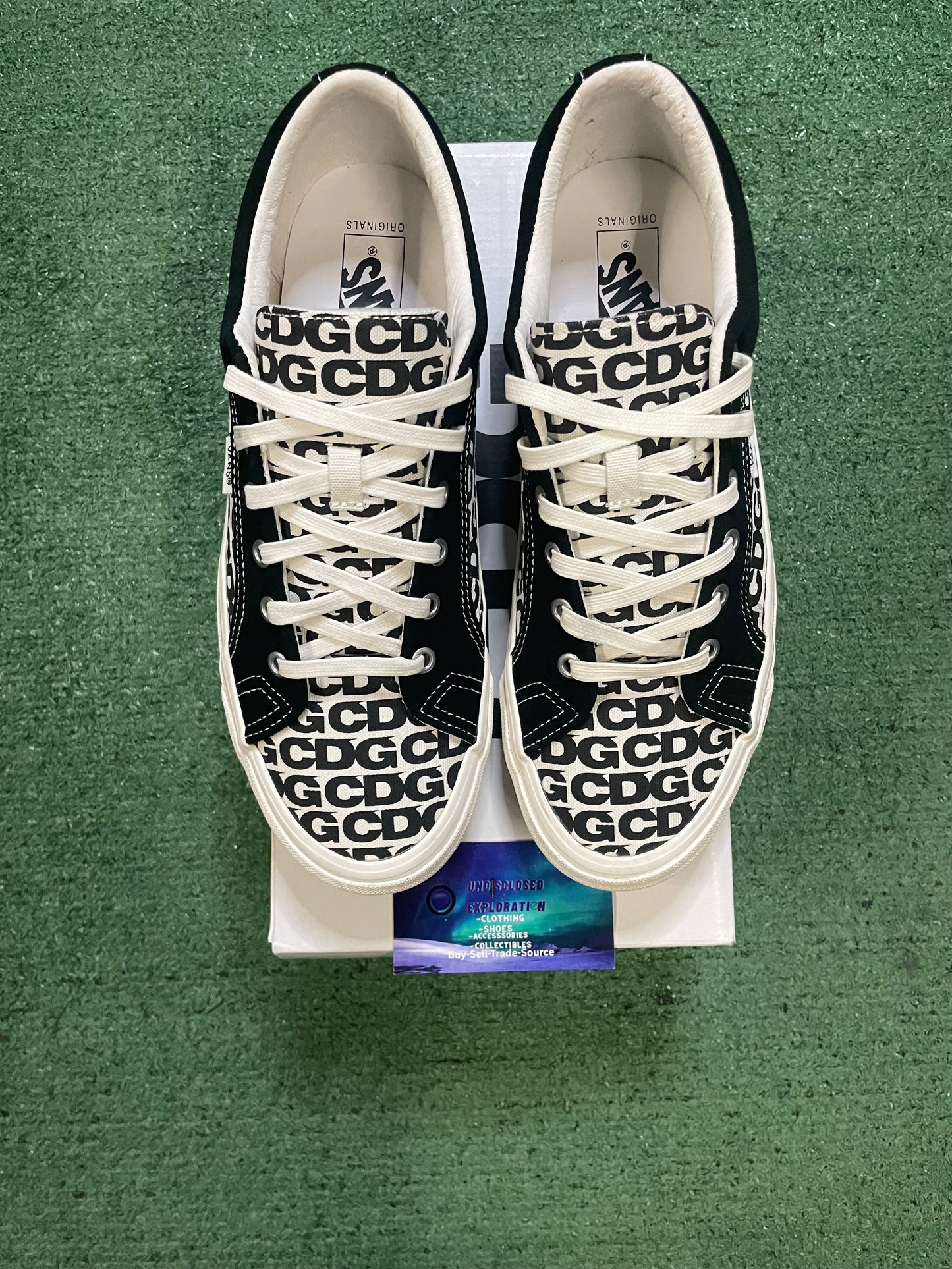 Vans X Comme Des garçon size 10men/11.5women