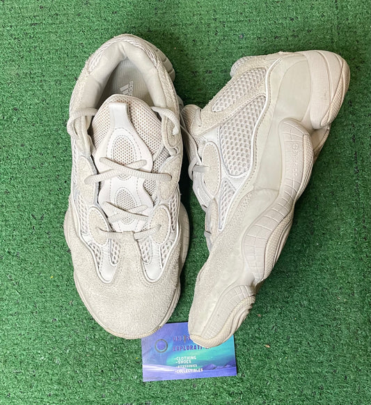 Yeezy 500 Blush size 7.5men/9women