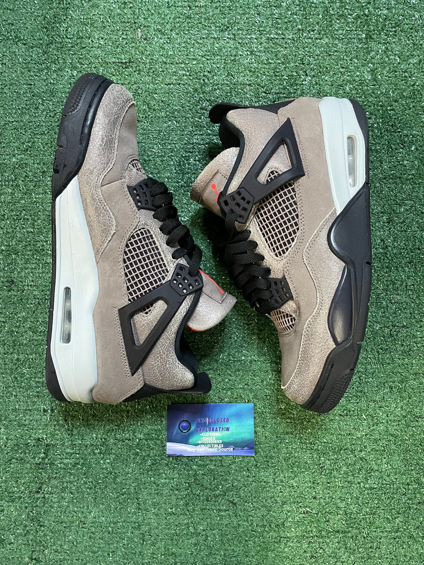 Air Jordan 4 taupe size 10men/11.5women