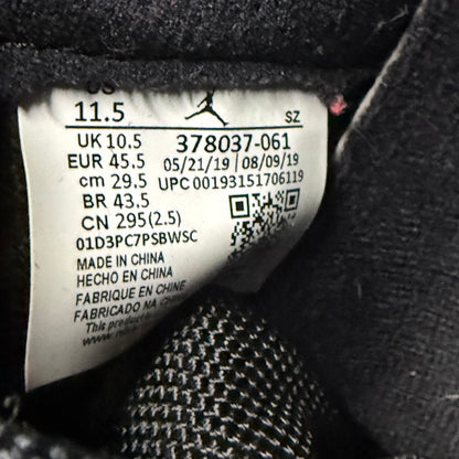 Jordan 11 Bred 11.5 Men “Preowned”