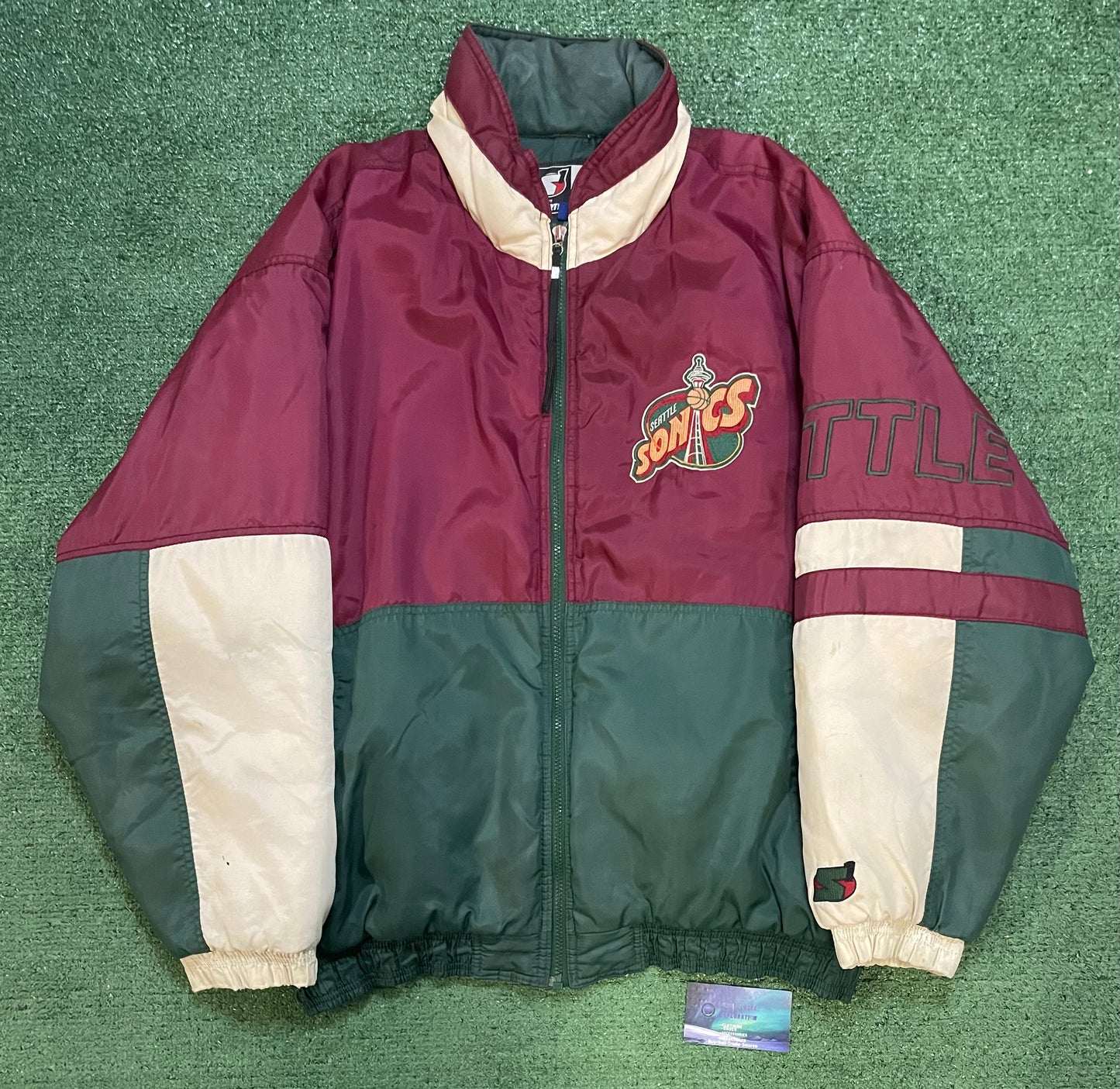 Vintage 1990s Seattle Sonics starter jacket