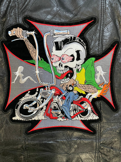 Vintage Navarre Genuine Leather embroidered skull vest