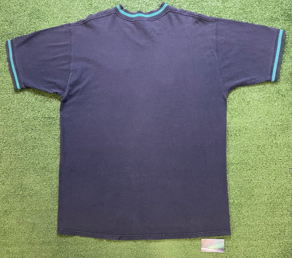 Vintage 1990s Seattle Mariners embroidered tee