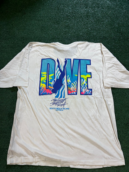 Vintage 1990s the Great Barrier Reef Australia dive tee