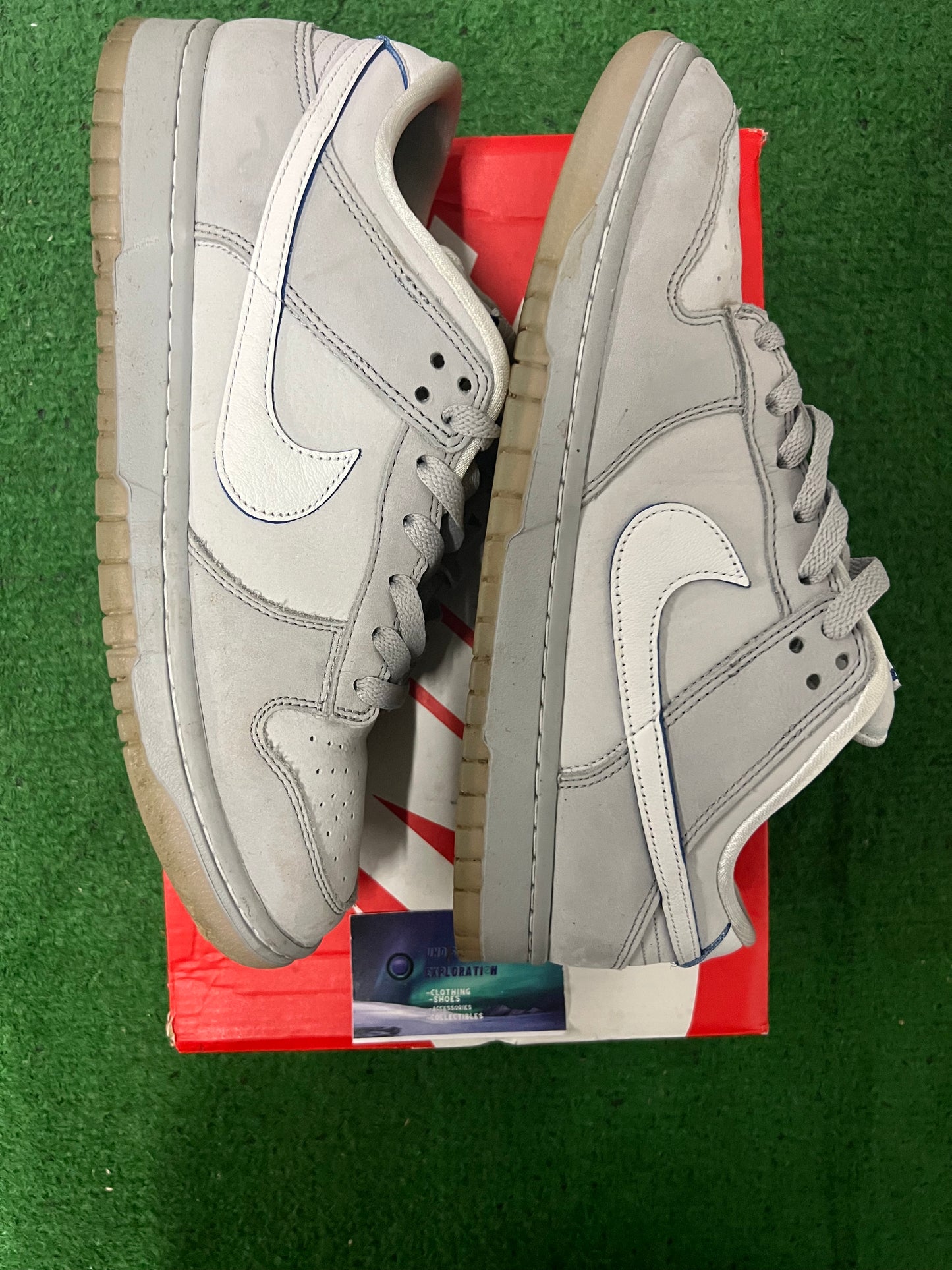 Nike dunk low wolf grey pure platinum size 10.5men/12women