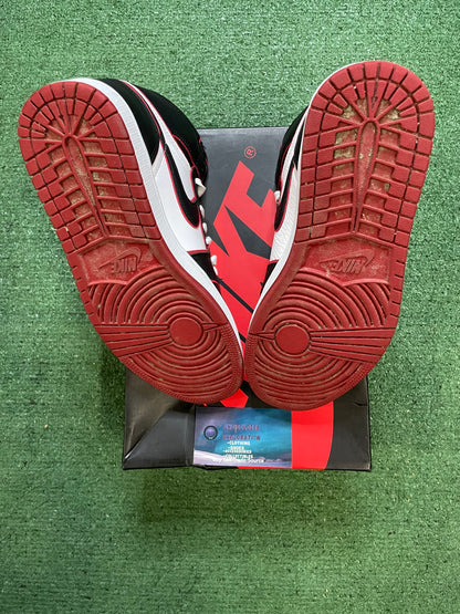 Air Jordan 1 high bloodline size 8men/9.5women