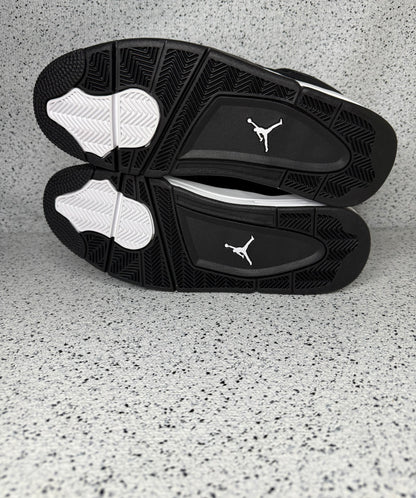 Jordan 4 White Thunder