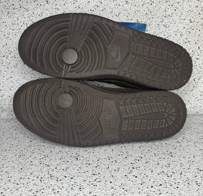 Jordan 1 Low Travis Scott Velvet 10.5 Men/12 Women “Preowned”