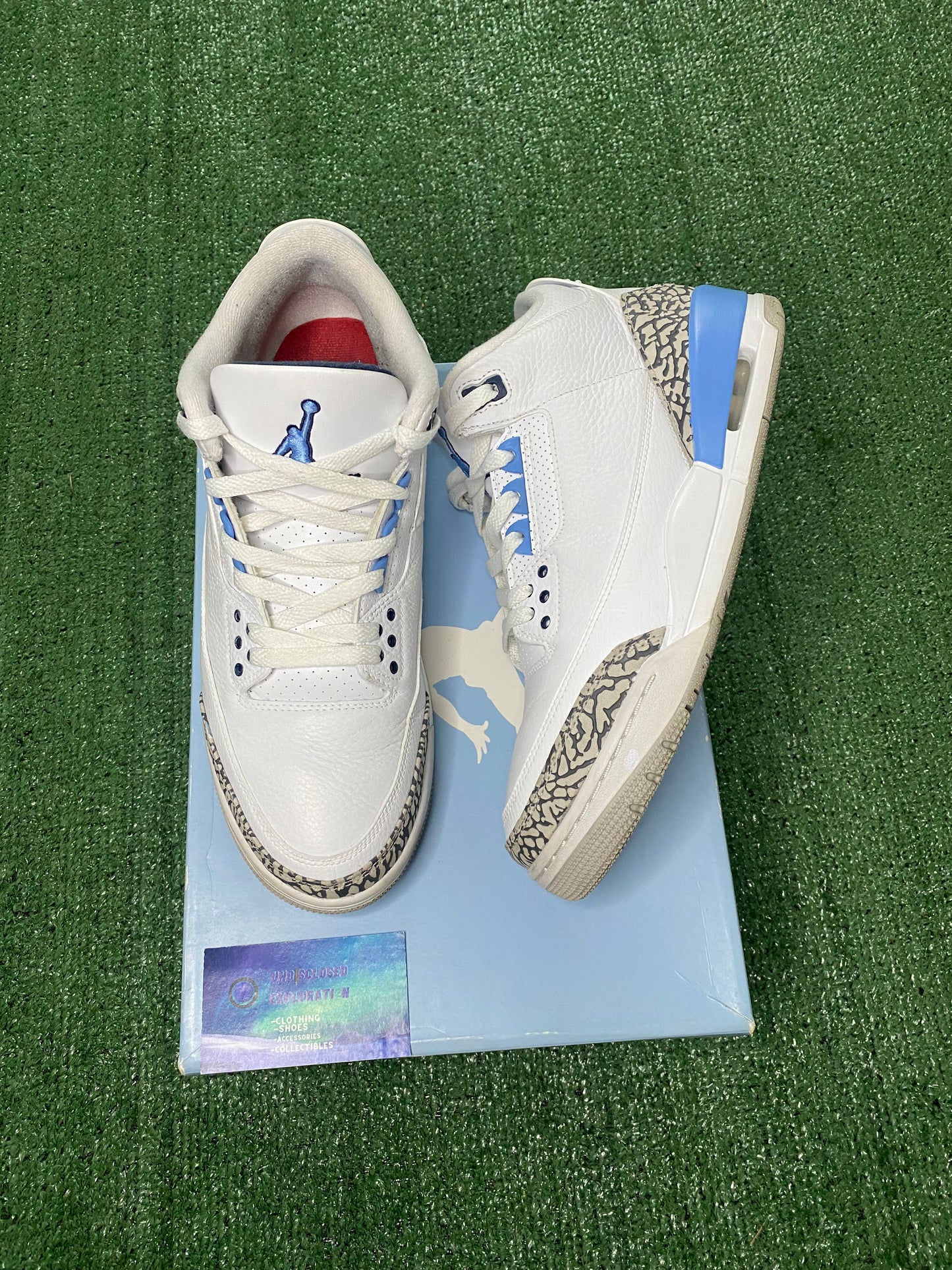 Jordan 3 “UNC” size 9.5M/11W