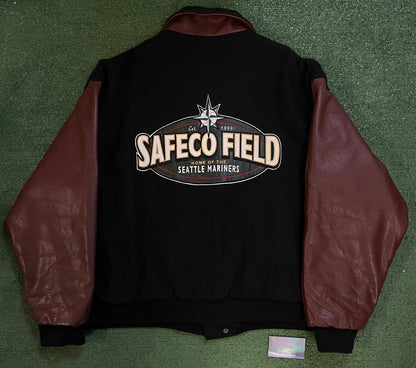 Vintage 1990s Safeco Field Home of the Seattle mariners suede and leather jacket