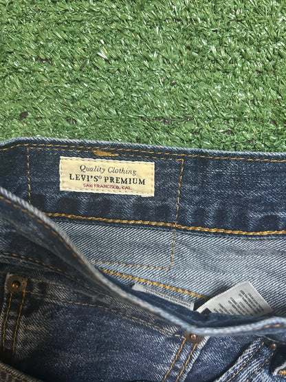Levi 505 premium dark wash jeans