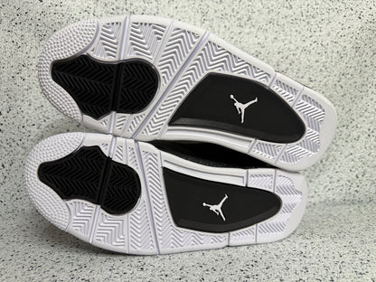 Jordan 4 Fear