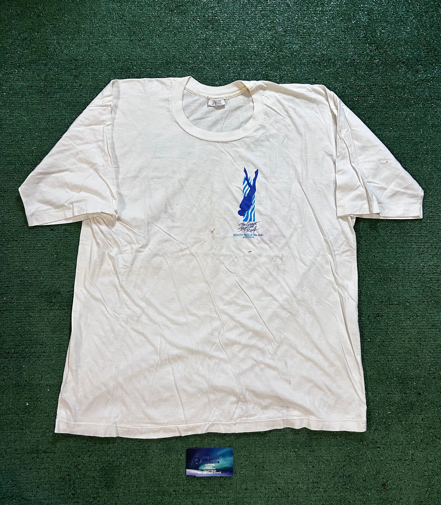 Vintage 1990s the Great Barrier Reef Australia dive tee