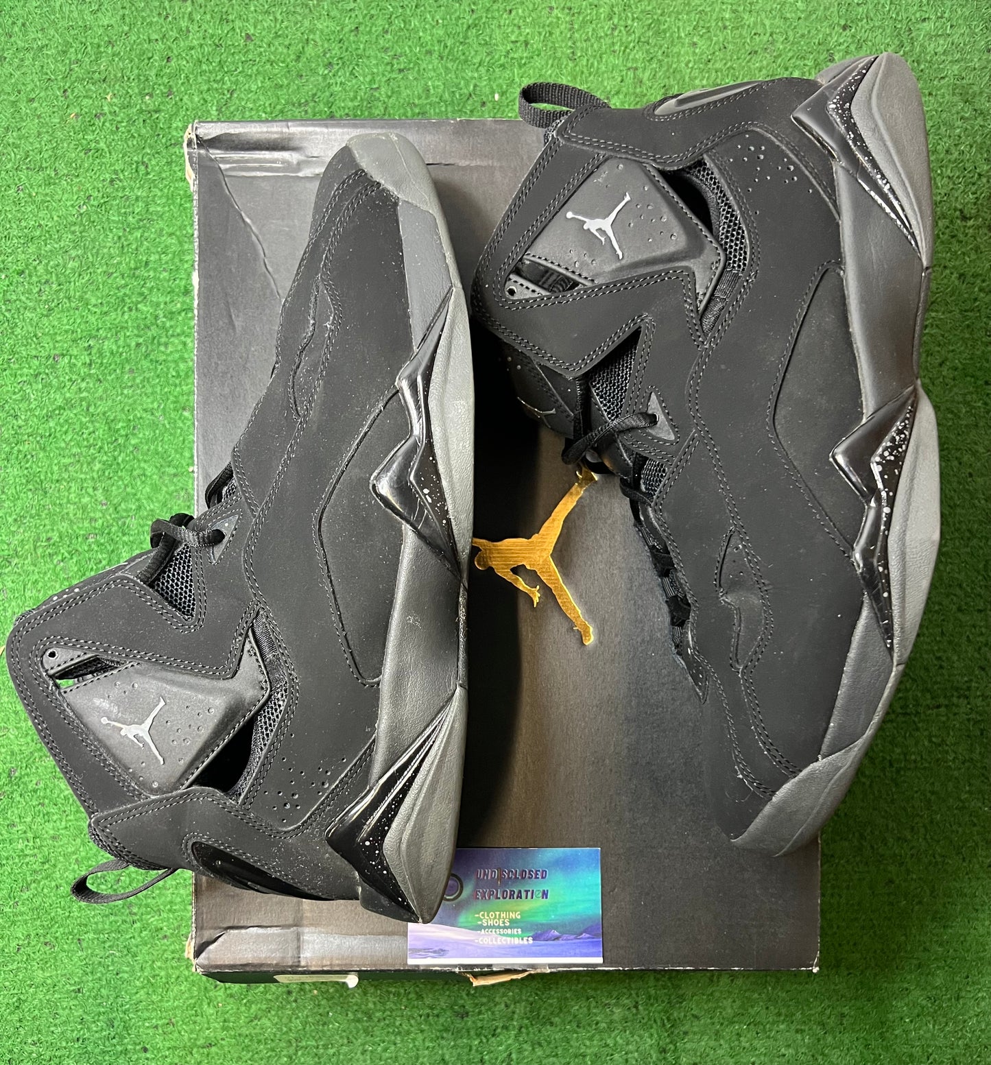 Jordan True Flight black size 12men/13.5women