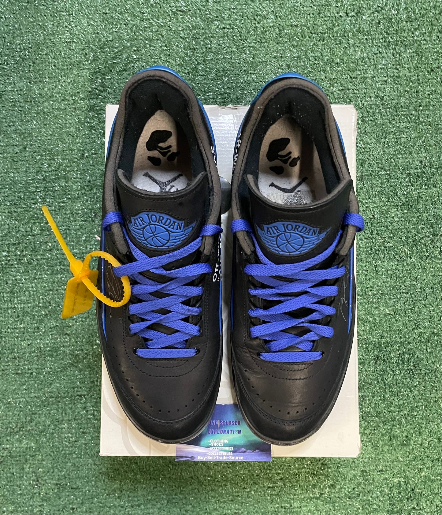 Air Jordan 2 X off white black varsity royal size 11men/12.5women