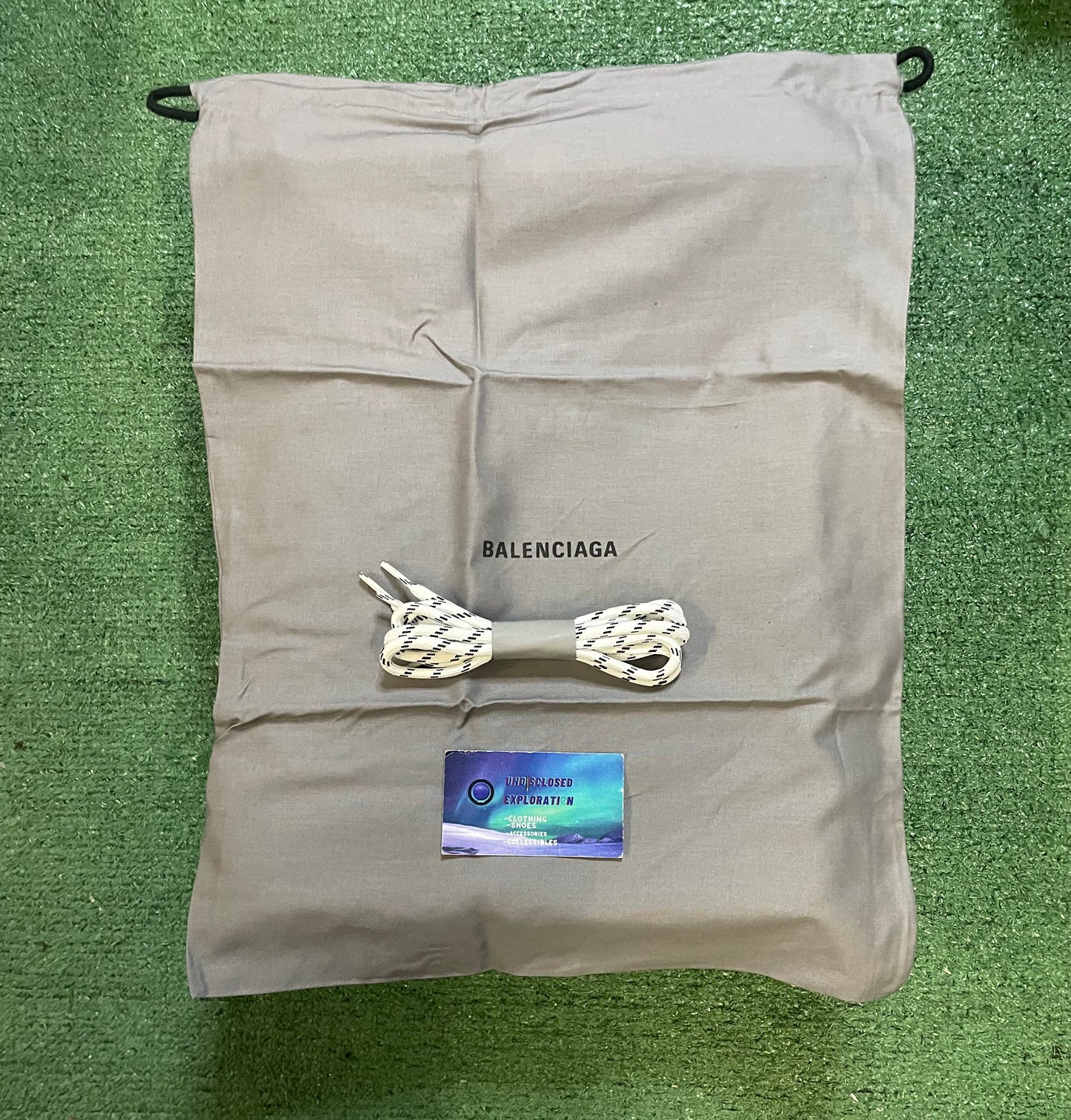 Balenciaga triple S beige size 8men/9.5women(EU 41)