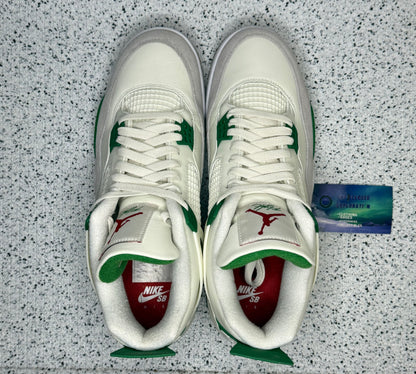 Jordan 4 Pine Green 11.5 Men/13 Women “Preowned”