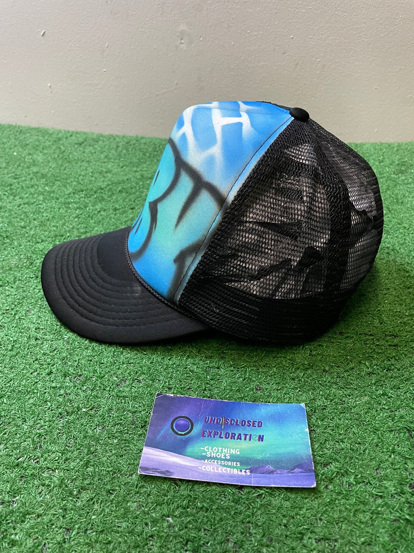 Vintage ABBY airbrush blue and black hat