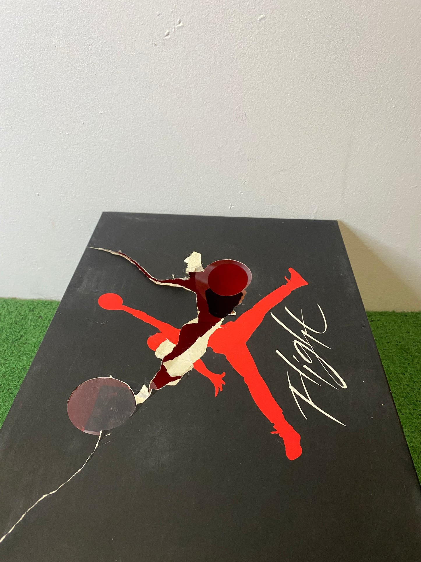 Jordan 4 off white sail size 8.5men/10women