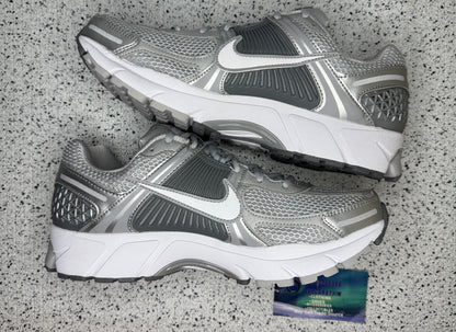Nike Vomero Wolf Grey