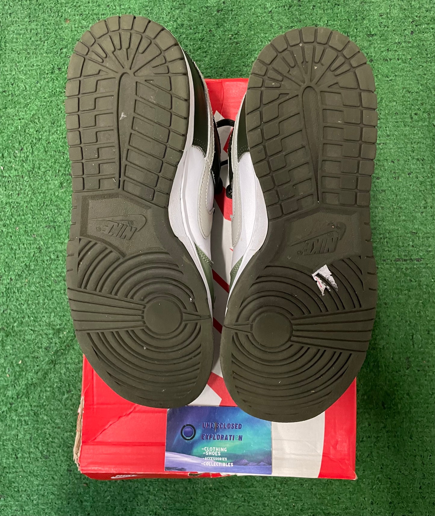 Nike Dunk low oil green size 9.5men/11women