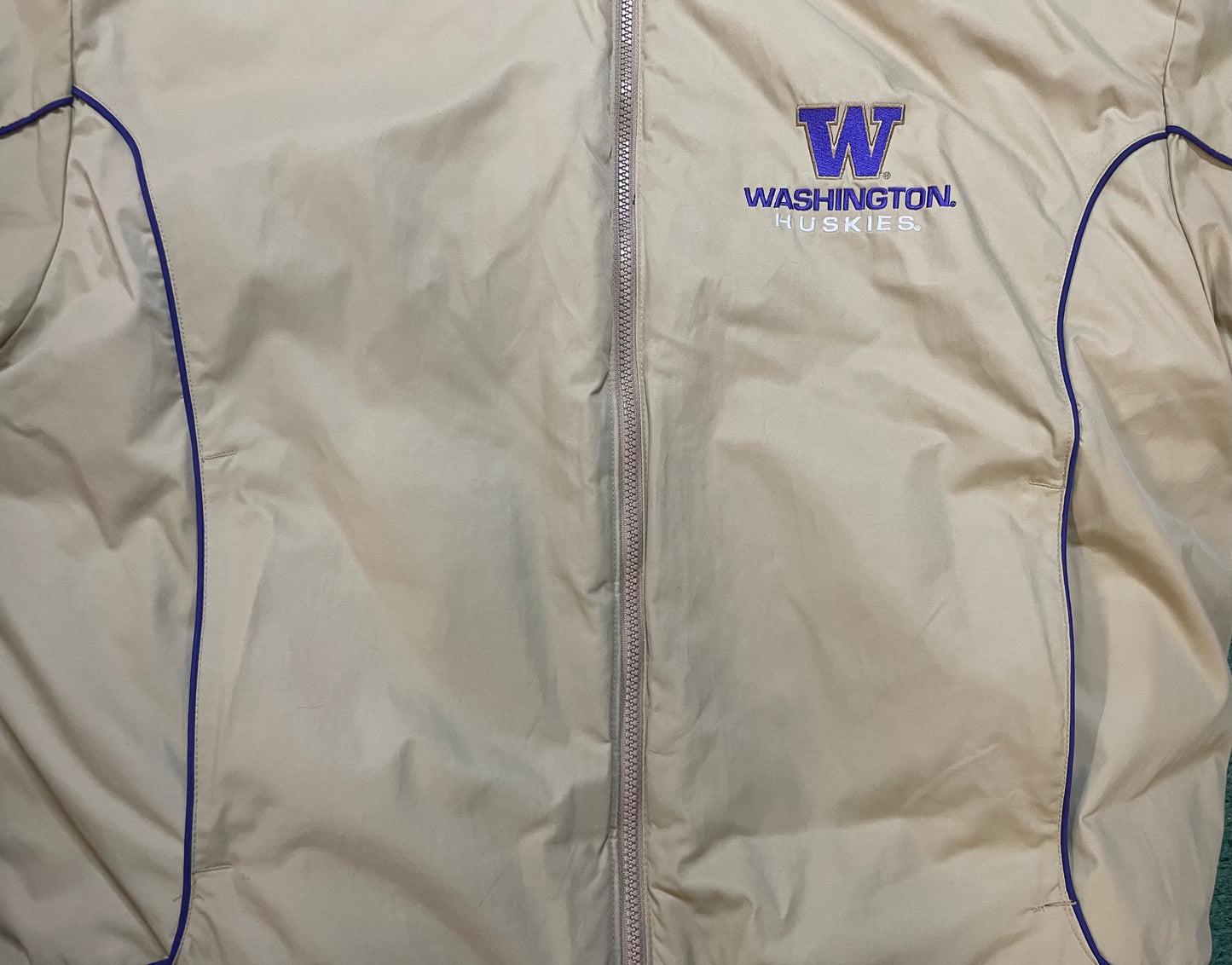 Vintage 2000s UW University of Washington reversible puffer jacket