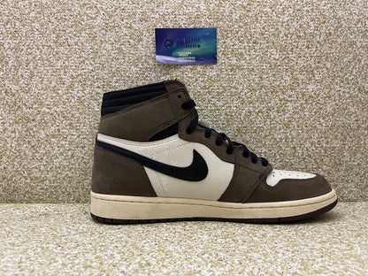 Jordan 1 High Travis Scott Mocha 10 Men/11.5 Women “Preowned”