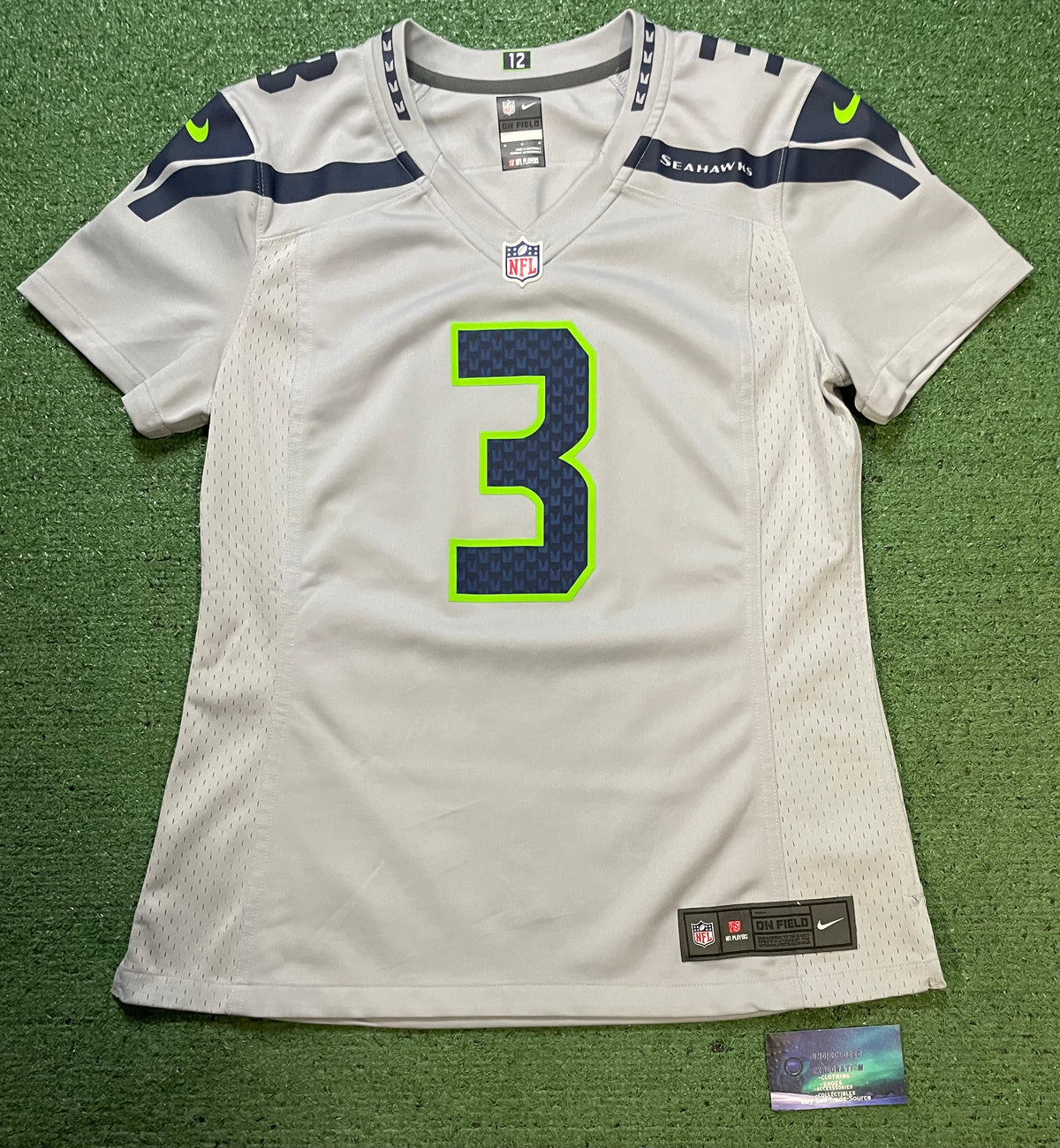 Nike Seattle Seahawks Russell Wilson #3  grey jersey
