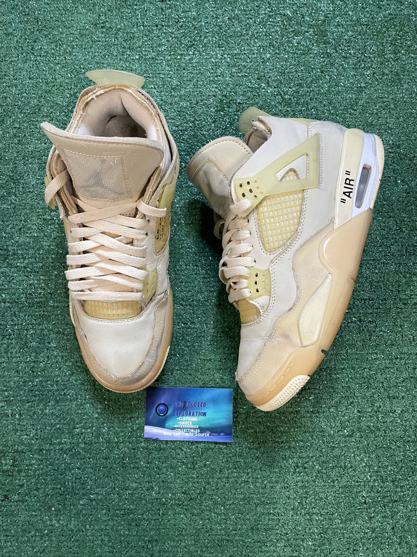 Jordan 4 X off white sail size 9men/10.5women