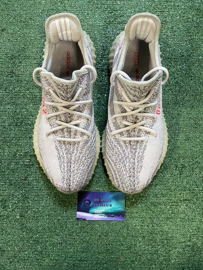 Yeezy boost 350 v2 blue tint size 10men/11.5women