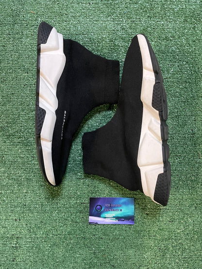 Balenciaga speed trainer size 8men/9.5women(EU 41)