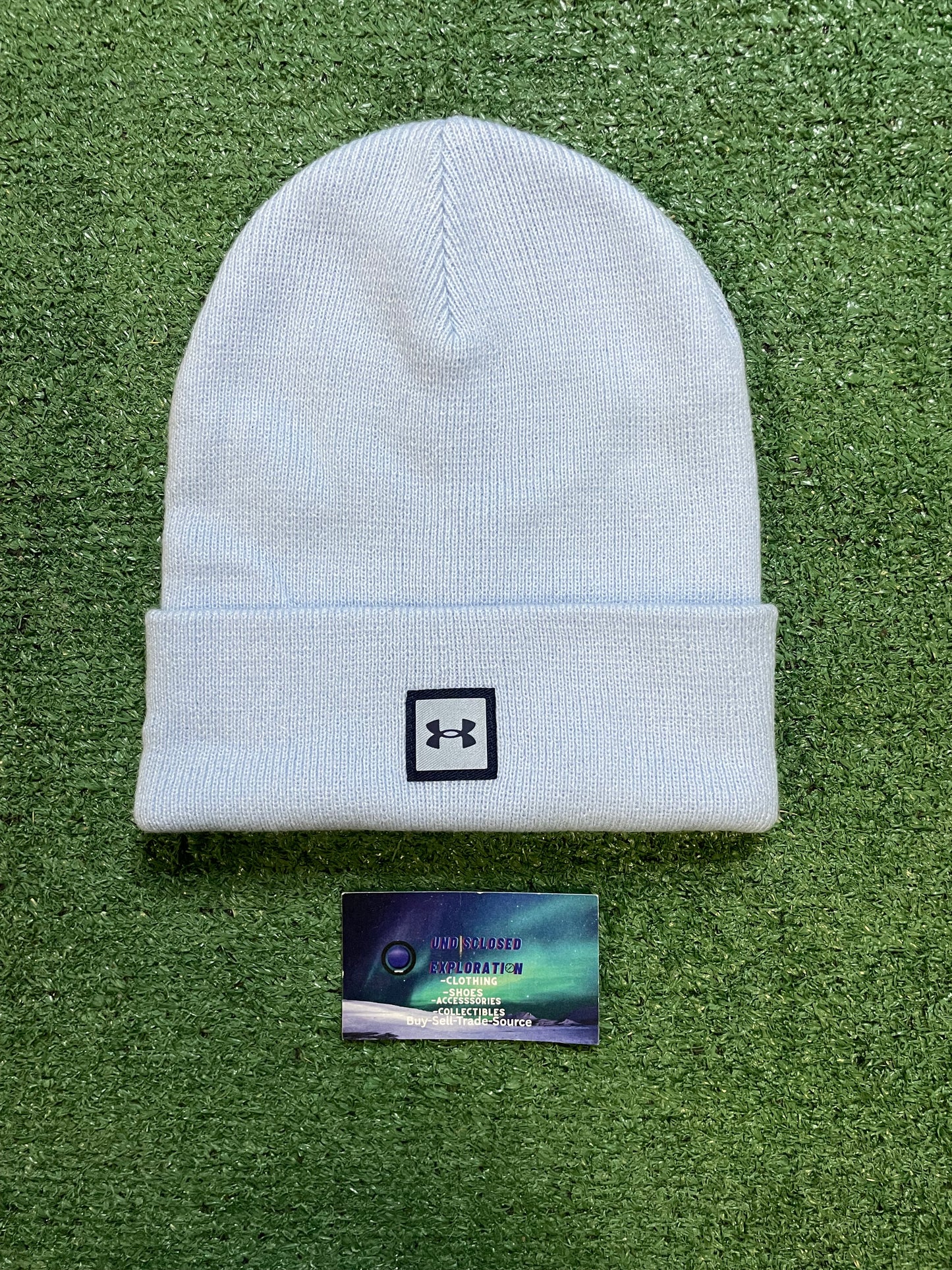 Under Armour halftime light blue beanie