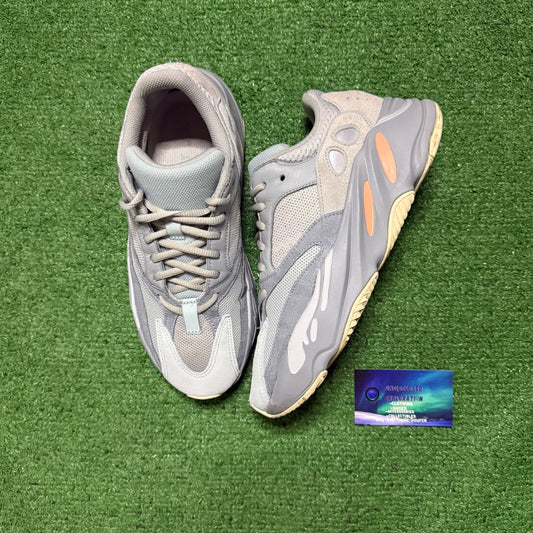 Adidas Yeezy 700 Inertia 8.5 Men “Preowned”