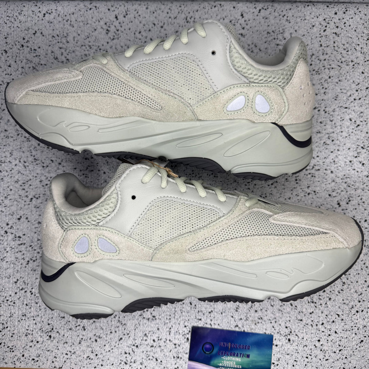 Adidas Yeezy 700 Salt