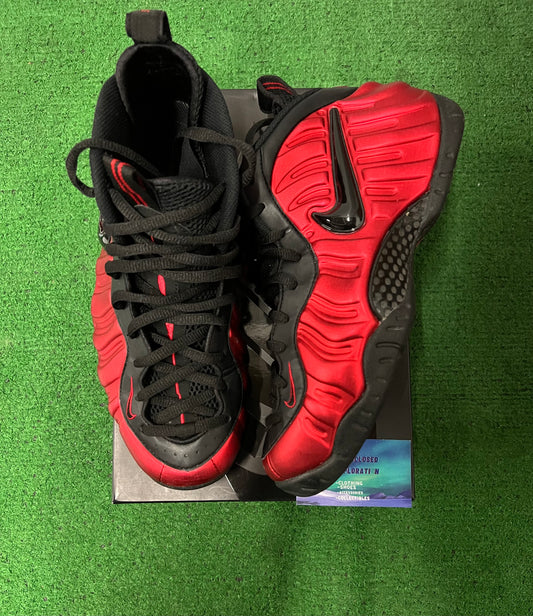 Nike air foamposite pro university red size 10men/11.5women