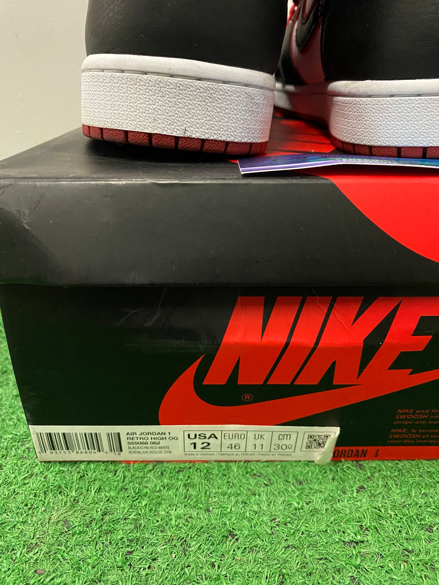 Jordan 1 High Bloodline size 12men/13.5women