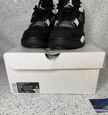 Jordan 4 White Thunder 10.5 Men/12 Women “Preowned”
