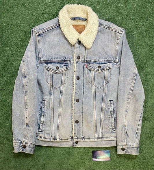 Levi premium Sherpa jean jacket