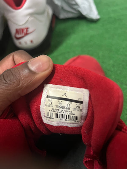 Jordan 12 gym red size 11men/12.5women