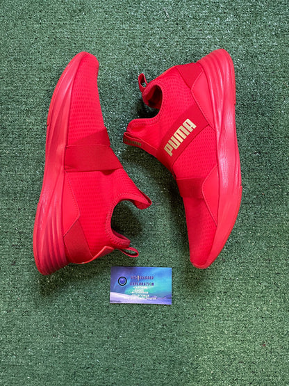 Puma Radiate High risk red 8.5men/10women
